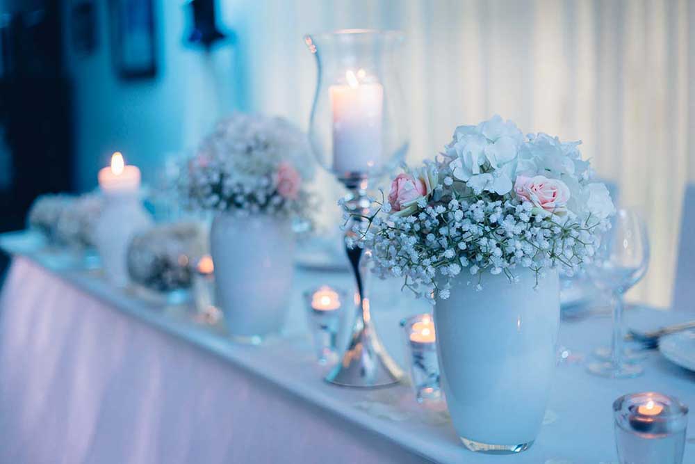 Stol mladenaca detalji - Fotografiranje vjencanja zagreb